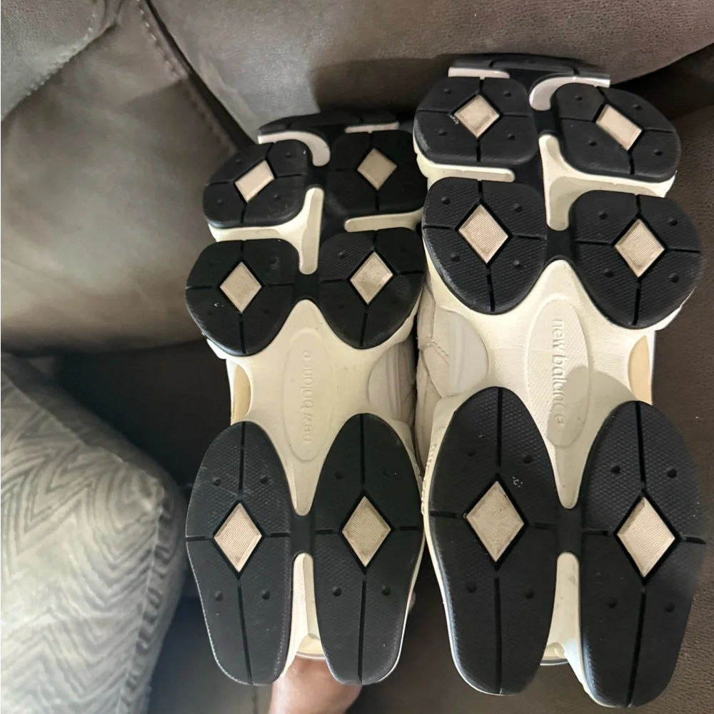 New Balance Sneakers size women 9.5 men 8 - Picture 8 of 8